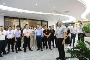 热烈欢迎广东省人大常委会2023年全国人大代表一行莅临多宝注册网（中国区）首页集